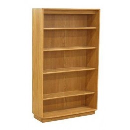 Ercol 3841 Medium Bookcase - Get £££s of Love2Shop vouchers when you this order with us.